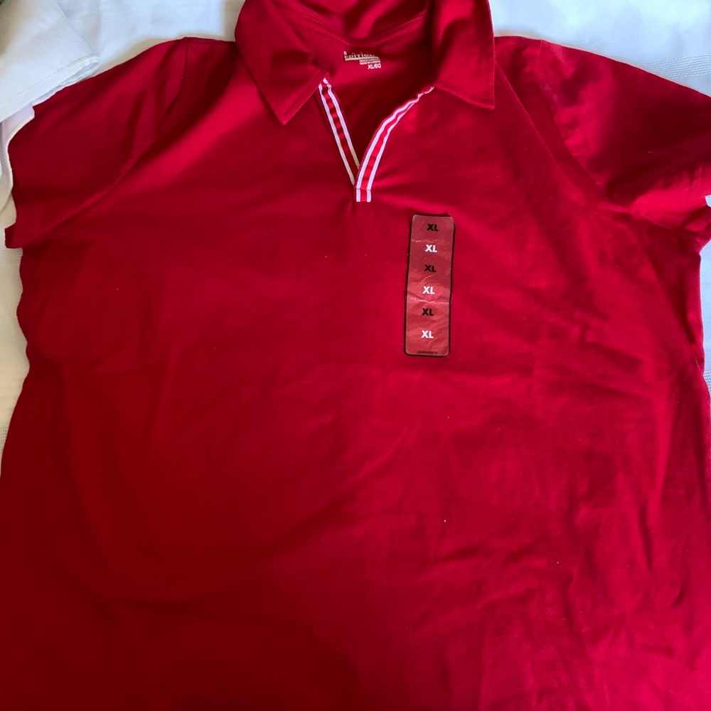 New Red women basic edition T-shirt size xl